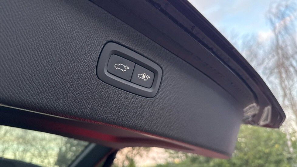 Used Volvo XC90 2025 for sale - 77799831: Photo 17