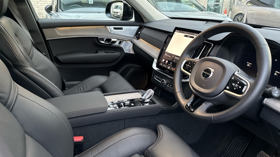 Used Volvo XC90 2025 for sale - 77799831: Photo 4