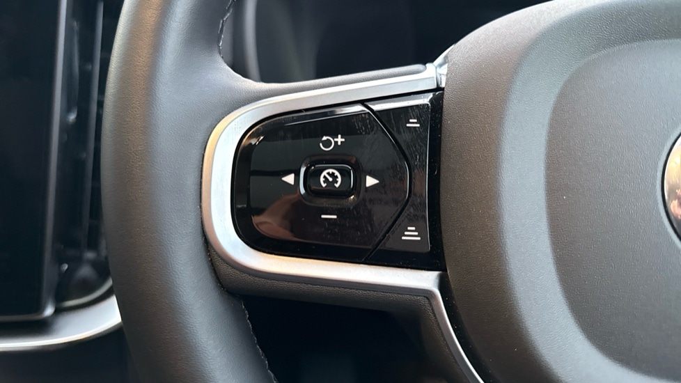 Used Volvo XC90 2025 for sale - 77799831: Photo 43