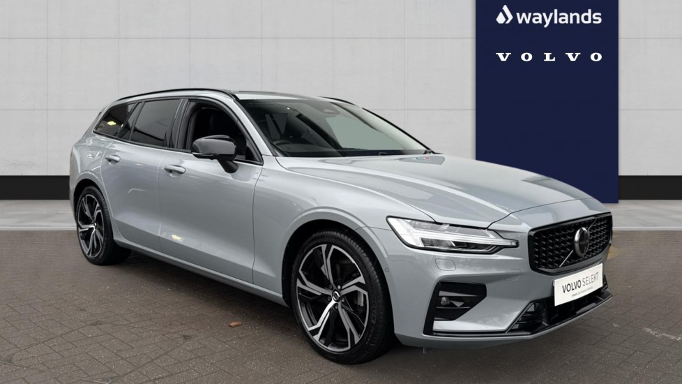 Used Volvo V60 2025 for sale - 77592129: Photo 1