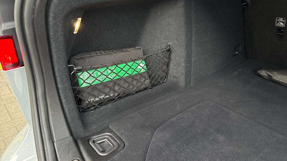 Used Volvo V60 2025 for sale - 77592129: Photo 16