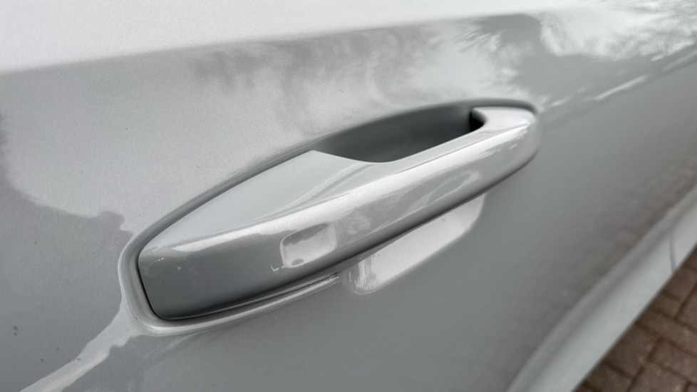 Used Volvo V60 2025 for sale - 77592129: Photo 23