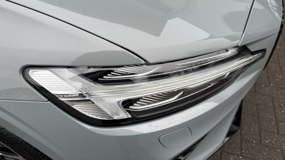 Used Volvo V60 2025 for sale - 77592129: Photo 30