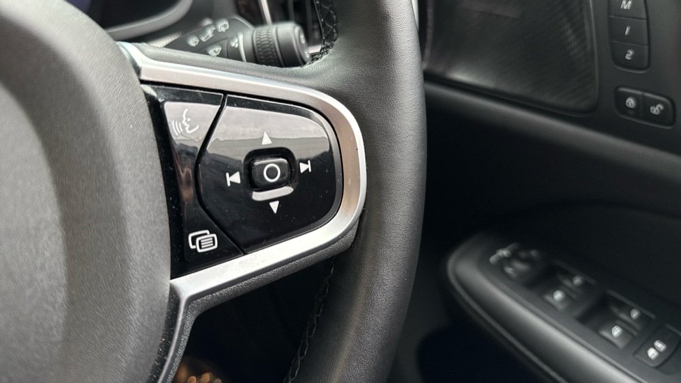 Used Volvo V60 2025 for sale - 77592129: Photo 50