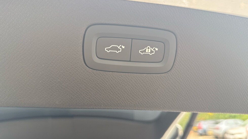 Used Volvo XC90 2025 for sale - 76901211: Photo 18