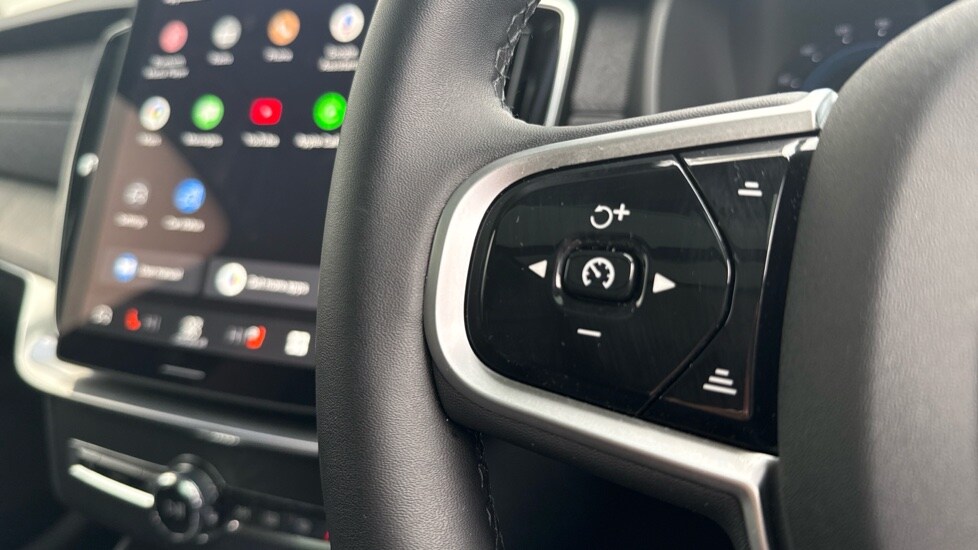 Used Volvo XC90 2025 for sale - 76901211: Photo 40