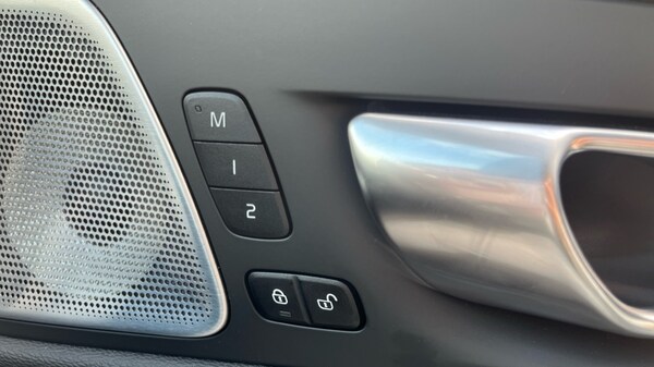 Used Volvo XC60 2024 for sale - 75738638: Photo 22