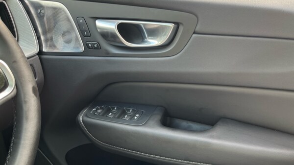 Used Volvo XC60 2024 for sale - 75738638: Photo 25