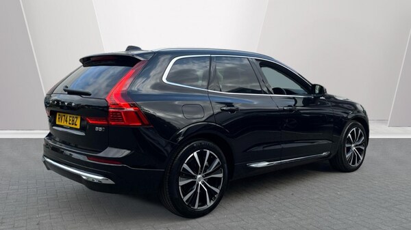 Used Volvo XC60 2024 for sale - 75738638: Photo 2