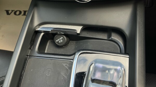 Used Volvo XC60 2024 for sale - 75738638: Photo 35