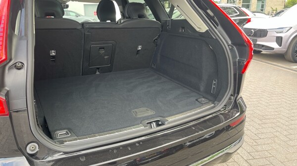 Used Volvo XC60 2024 for sale - 75738638: Photo 45