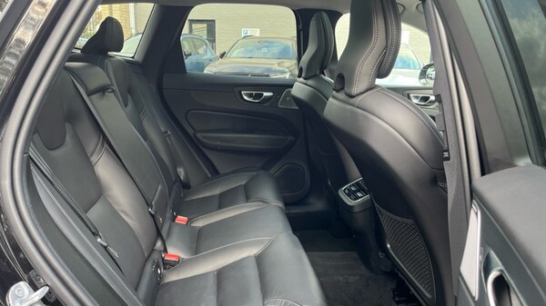 Used Volvo XC60 2024 for sale - 75738638: Photo 6