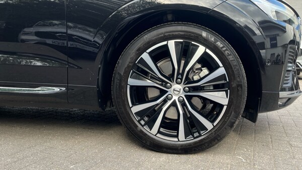 Used Volvo XC60 2024 for sale - 75738638: Photo 9