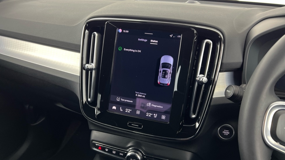 Used Volvo XC40 2025 for sale - 77285627: Photo 14