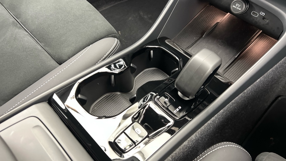 Used Volvo XC40 2025 for sale - 77285627: Photo 25