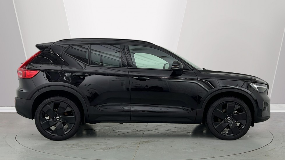 Used Volvo XC40 2025 for sale - 77285627: Photo 3