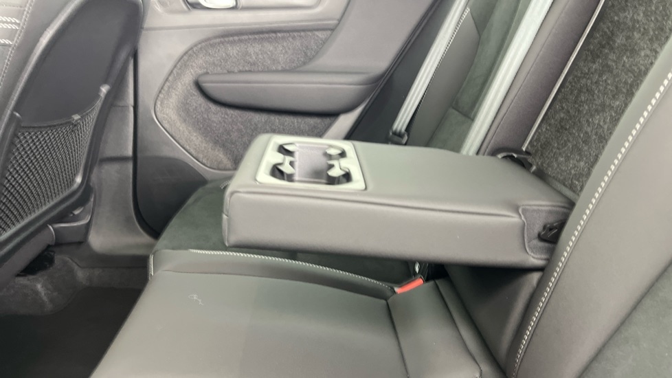 Used Volvo XC40 2025 for sale - 77285627: Photo 34