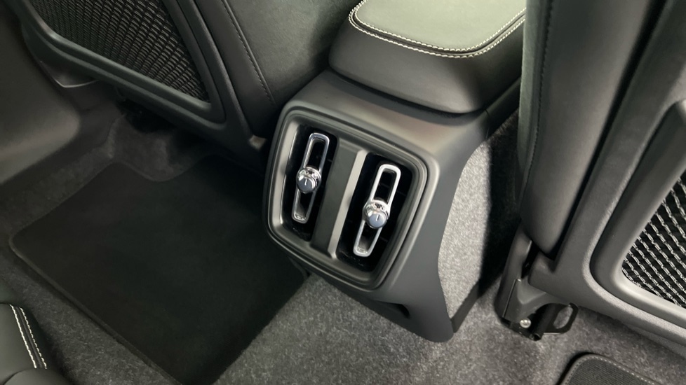 Used Volvo XC40 2025 for sale - 77285627: Photo 39