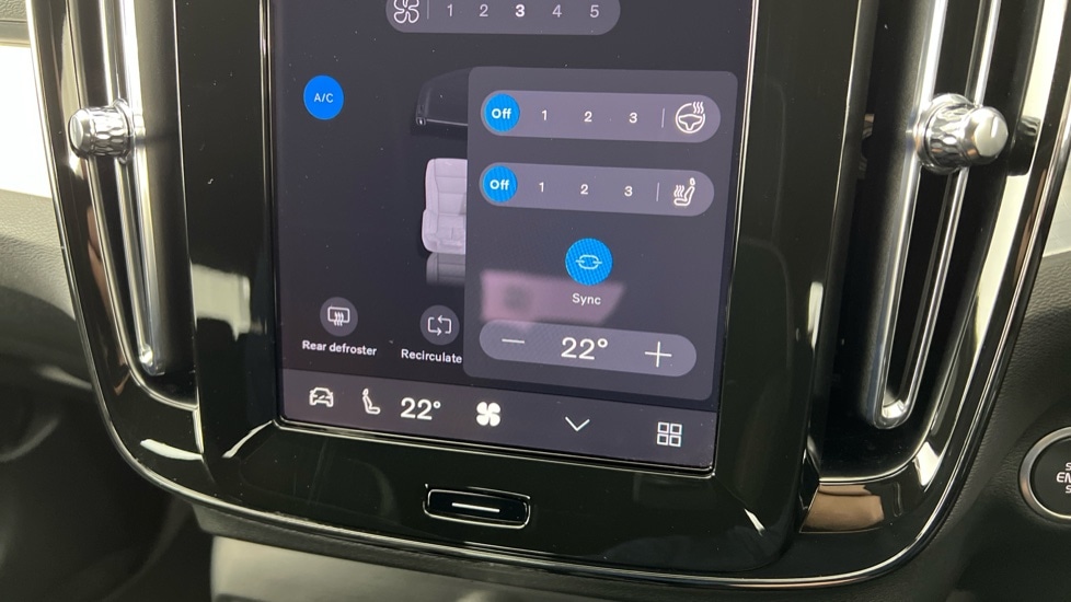 Used Volvo XC40 2025 for sale - 77285627: Photo 48