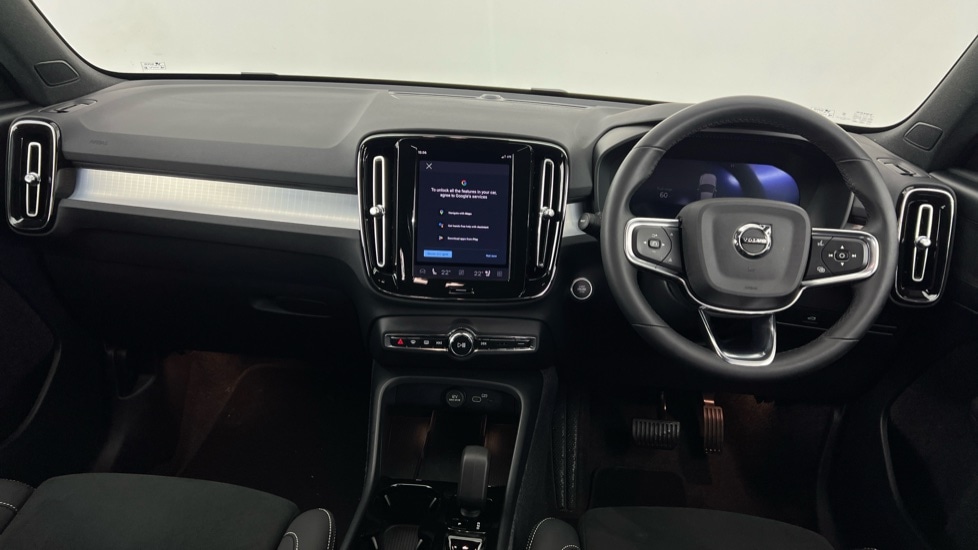 Used Volvo XC40 2025 for sale - 77285627: Photo 5