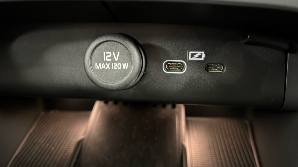 Used Volvo XC40 2025 for sale - 77285627: Photo 51