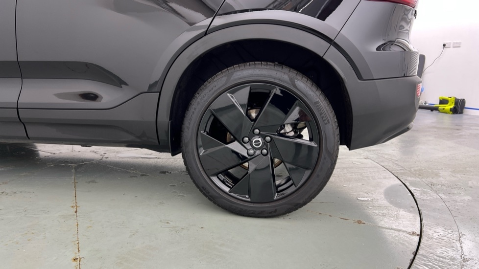 Used Volvo XC40 2025 for sale - 77285627: Photo 61