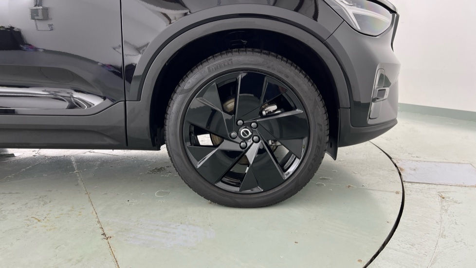 Used Volvo XC40 2025 for sale - 77285627: Photo 65