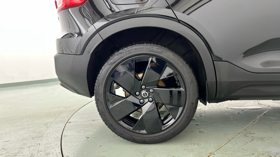 Used Volvo XC40 2025 for sale - 77285627: Photo 9