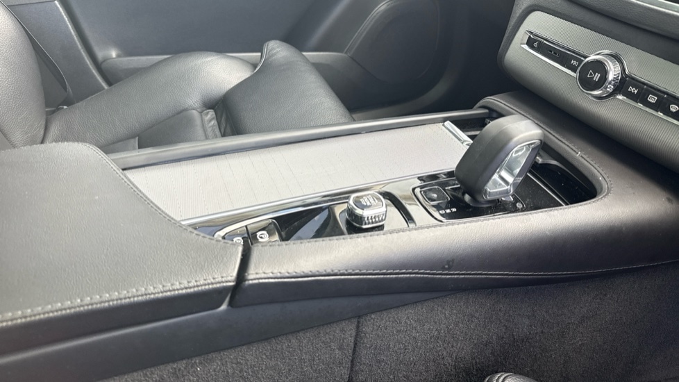 Used Volvo XC90 2022 for sale - 76086757: Photo 36