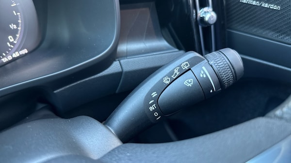 Used Volvo XC40 2023 for sale - 76276726: Photo 18