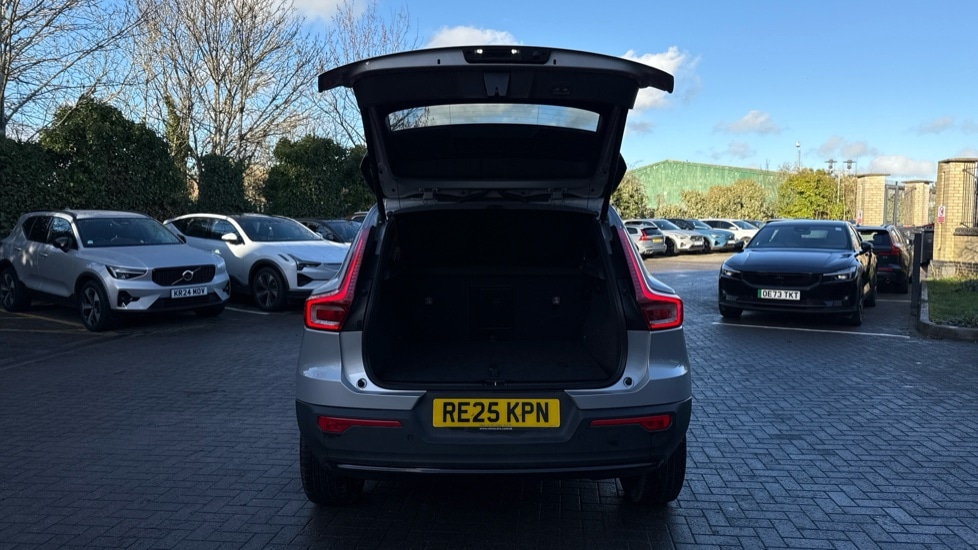 Used Volvo XC40 2025 for sale - 77063387: Photo 13