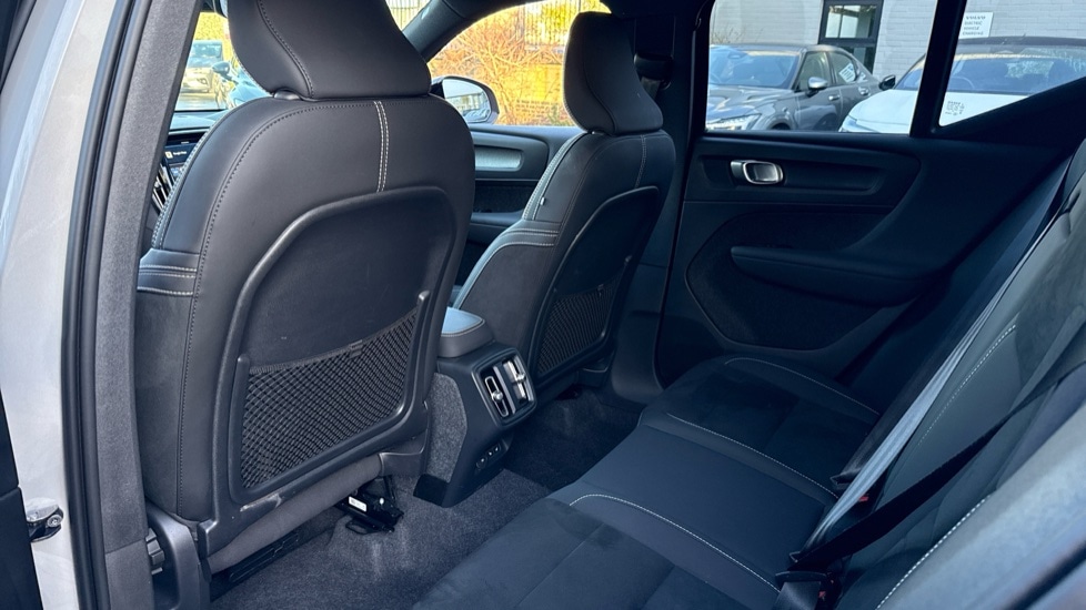 Used Volvo XC40 2025 for sale - 77063387: Photo 28