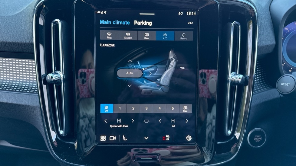 Used Volvo XC40 2025 for sale - 77063387: Photo 42