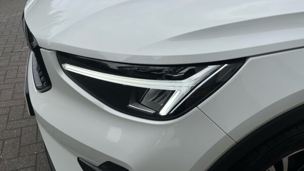 Used Volvo XC40 2023 for sale - 75526825: Photo 42