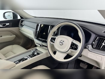 Used Volvo XC60 2025 for sale - 78917612: Photo