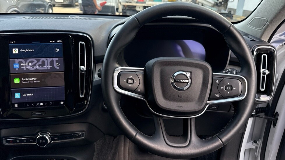 Used Volvo XC40 2025 for sale - 75922015: Photo 10