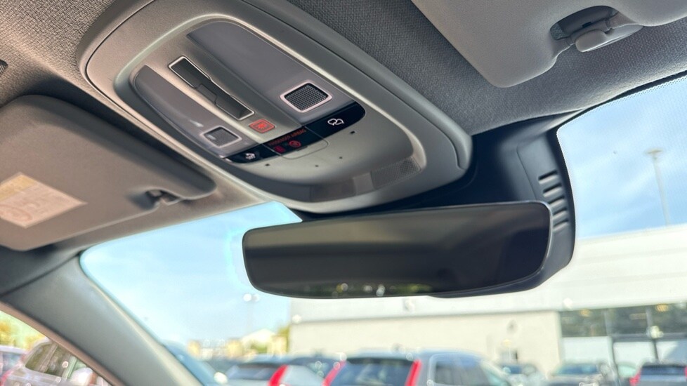 Used Volvo XC40 2025 for sale - 75922015: Photo 21