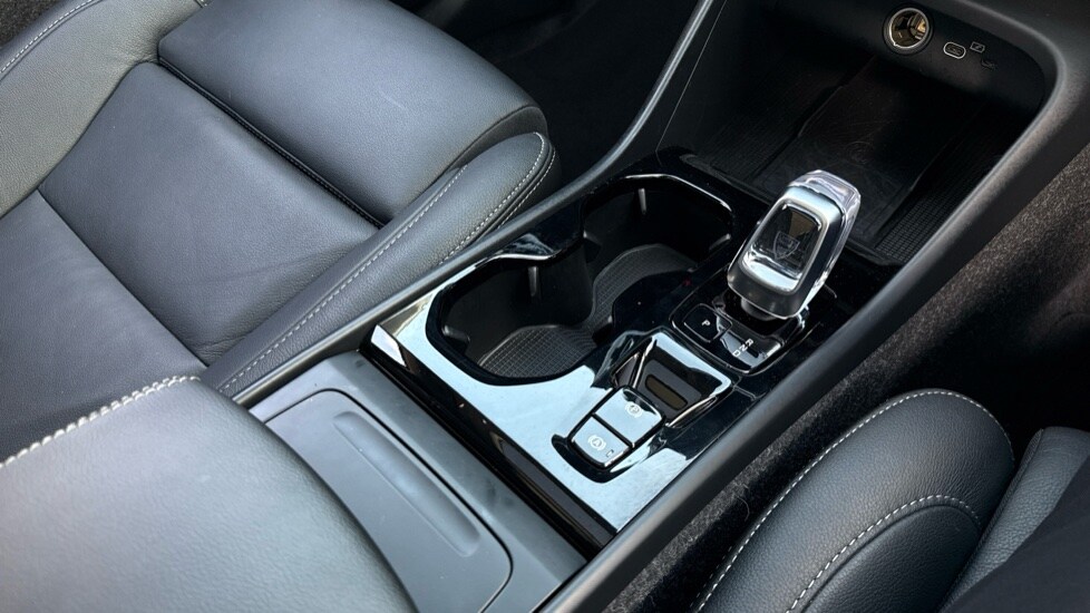 Used Volvo XC40 2025 for sale - 75922015: Photo 22