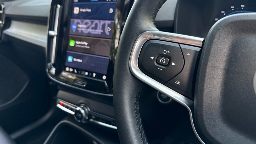 Used Volvo XC40 2025 for sale - 75922015: Photo 24