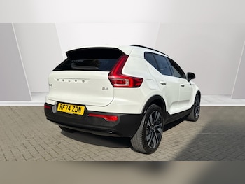 Used Volvo XC40 2025 for sale - 75922015: Photo