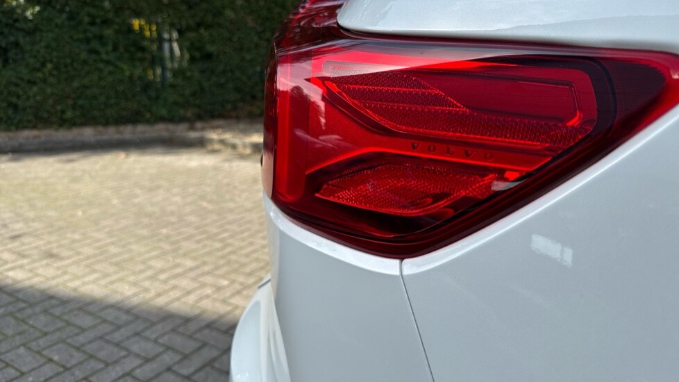 Used Volvo XC40 2025 for sale - 75922015: Photo 38