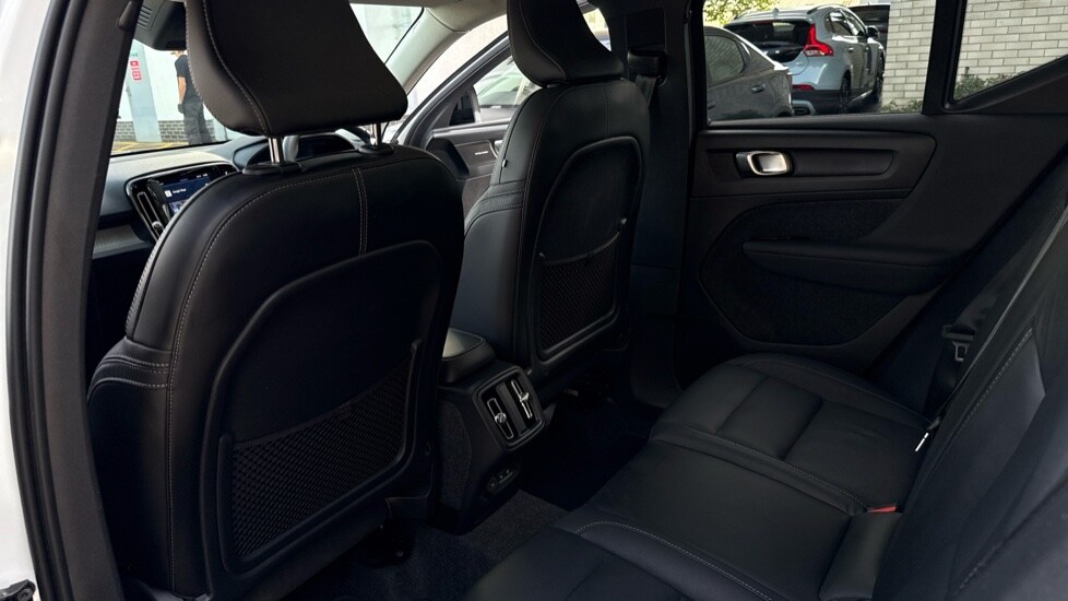 Used Volvo XC40 2025 for sale - 75922015: Photo 47