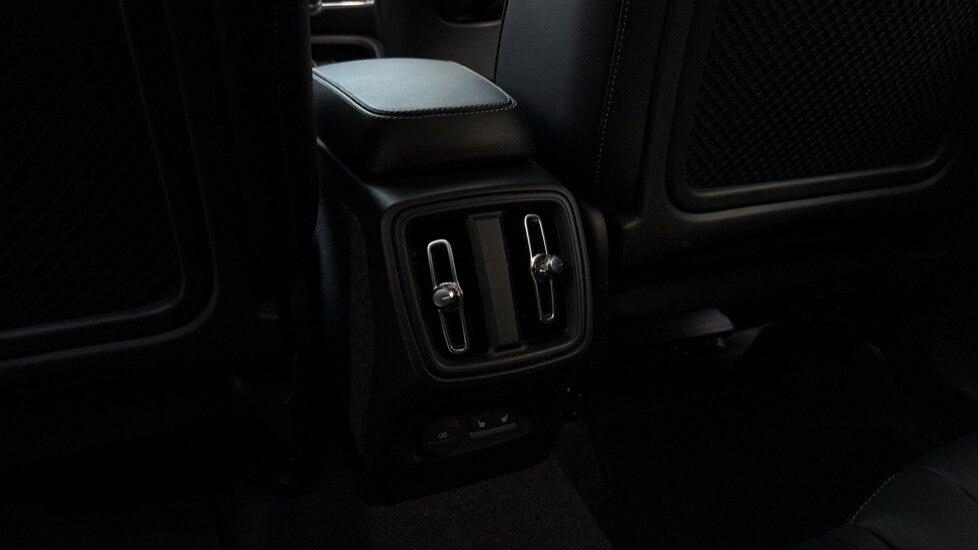 Used Volvo XC40 2025 for sale - 75922015: Photo 49