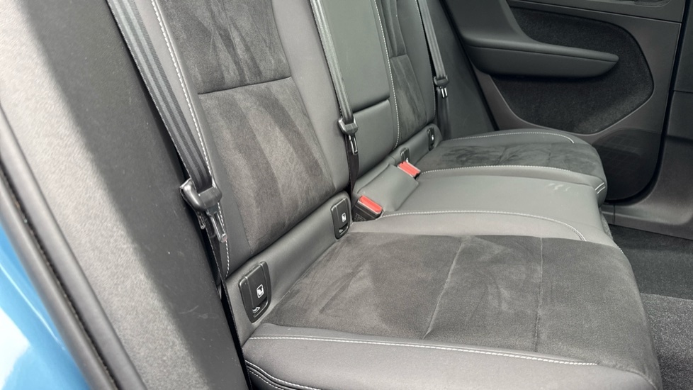 Used Volvo XC40 2023 for sale - 76937473: Photo 17