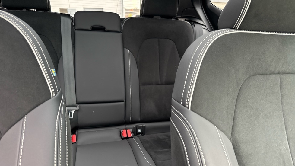 Used Volvo XC40 2023 for sale - 76937473: Photo 26