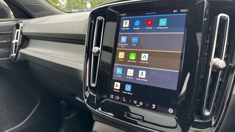 Used Volvo XC40 2023 for sale - 76937473: Photo 32