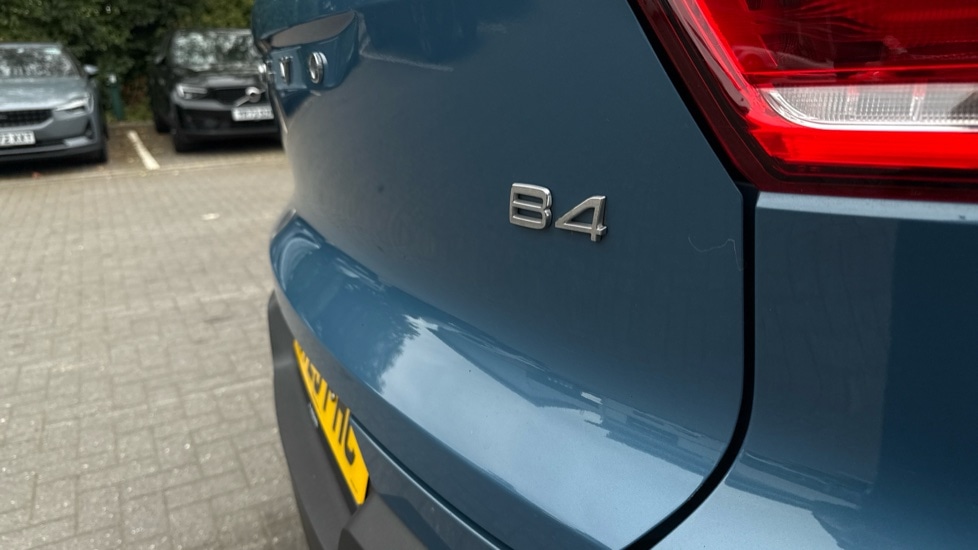 Used Volvo XC40 2023 for sale - 76937473: Photo 61