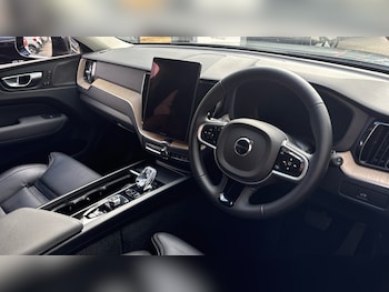 Used Volvo XC60 2025 for sale - 79590965: Photo