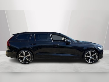 Used Volvo V60 2025 for sale - 78049804: Photo