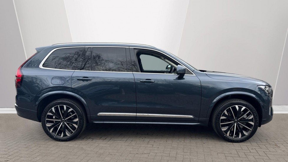 Used Volvo XC90 2025 for sale - 77178121: Photo 3